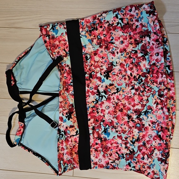 XXL Plus Size Womens Swimsuit Top Brand New - Picture 2 of 2